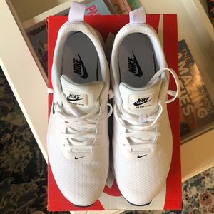 Women Nike Air Max Tavas